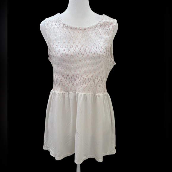 Matilda Jane White and Sleeveless Blouse. Size M. Stretch top and flowy bottom. - Picture 1 of 12
